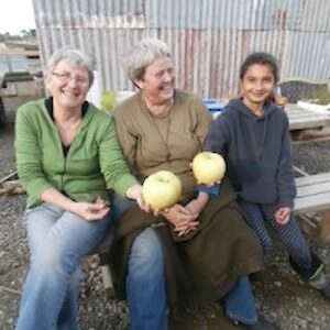 Maggie, Linda and Tekoa with Montys Surprise!